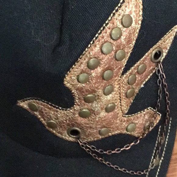 Baseball hat - Picture 3 of 5